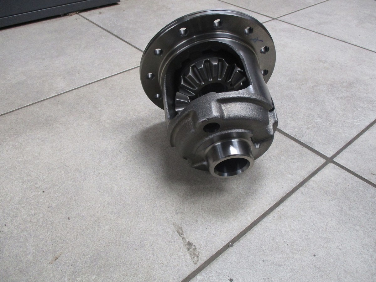 FORD OEM 04-24 Rear Axle Differential, Limited Slip, 9.75