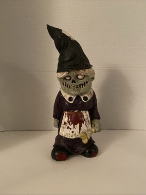 Forever Collectables Zombie Woman Witch Gory Halloween Decor Zombie Core