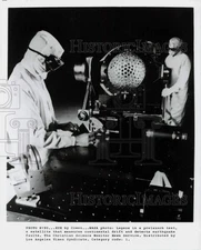 1981 Press Photo "Lageos" satellite detects earthquake faults - pix47976