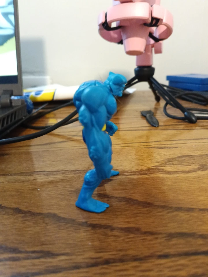 Figura de colección Marvel X-Men Bestia Toy Biz Steel Mutants 1994 - metal fundido a presión Foto 4 de 4