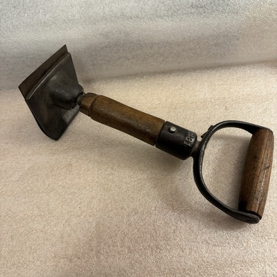 #ad Antique E.C. Stearns Syracuse NY “Pivot Scraper”. User Made Handle?? Unusual. $24.95