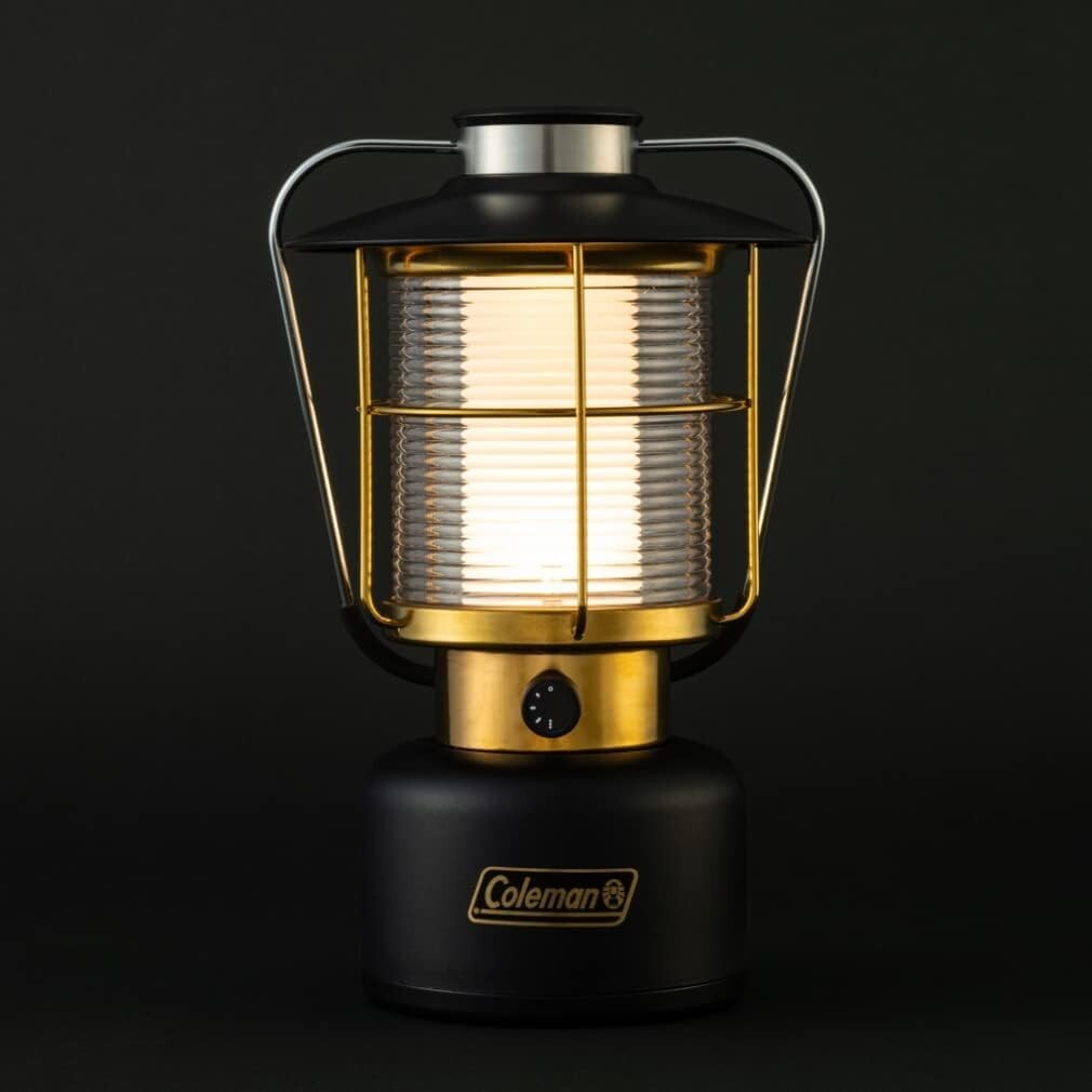 とも　ランタン　Coleman LLIC LANTERN 600 Coleman LED Lantern Metallic 600 Lumens 4 Modes Battery Type
