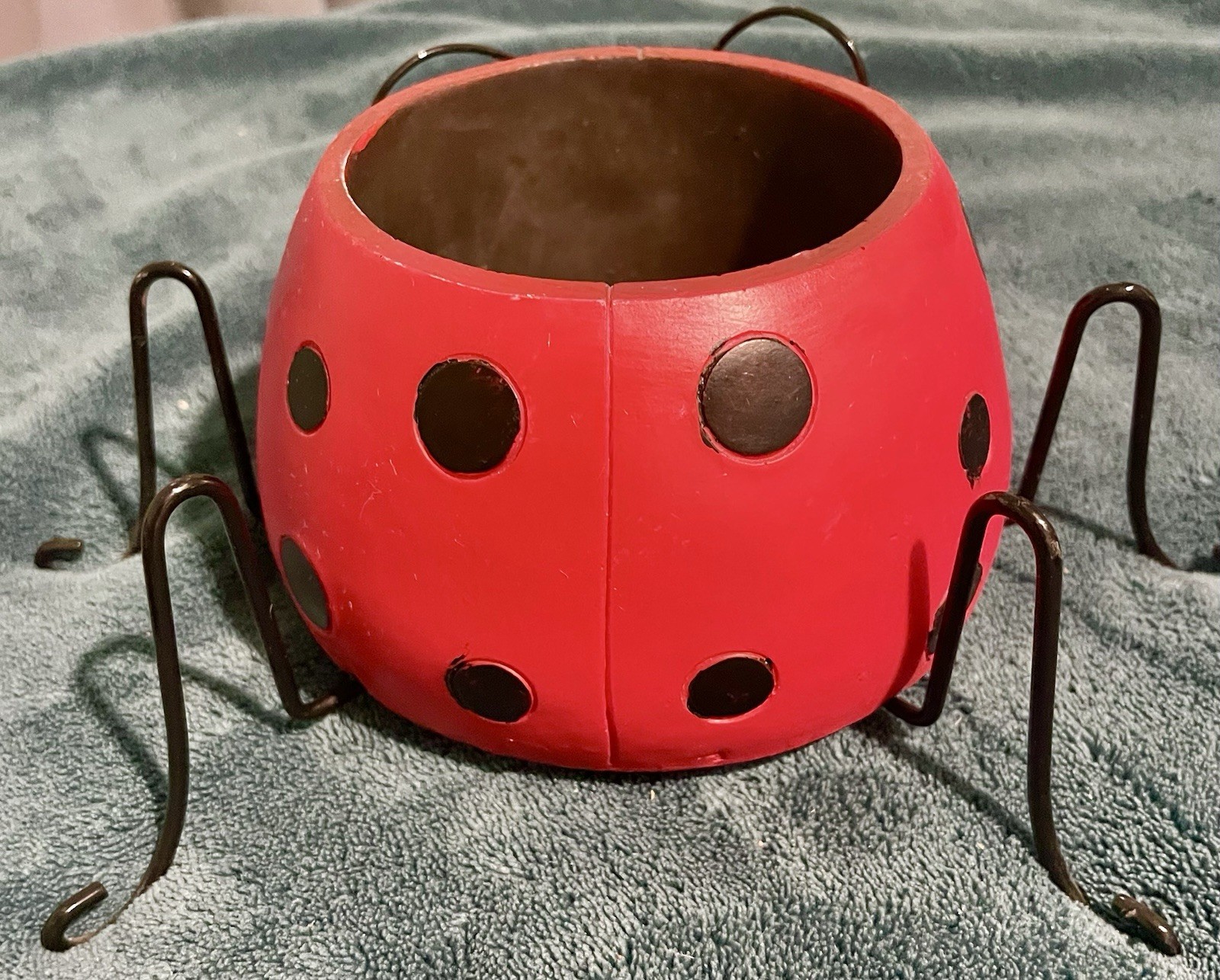 ADORABLE RESIN? LADY BUG CANDLE/VOTIVE HOLDER OR PLANTER?