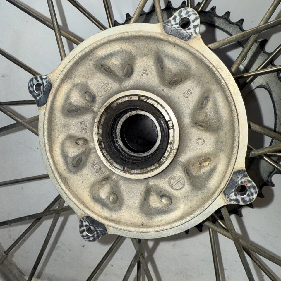 Honda CRF250R 2007 OEM rueda trasera 42635-KRN-710 Foto 4 de 4