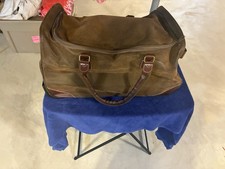Medium Sized Brown Duffle Bags With Wheels An...