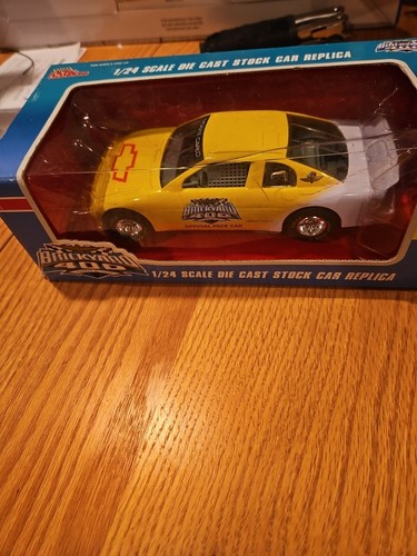 Racing Champion Brickyard 400 - Bild 1 von 5
