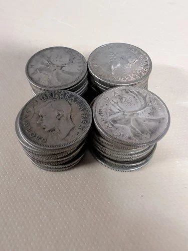 Canadian quarters / 80% Silver / Various Dates / Circulated / Lot of 20 Coins