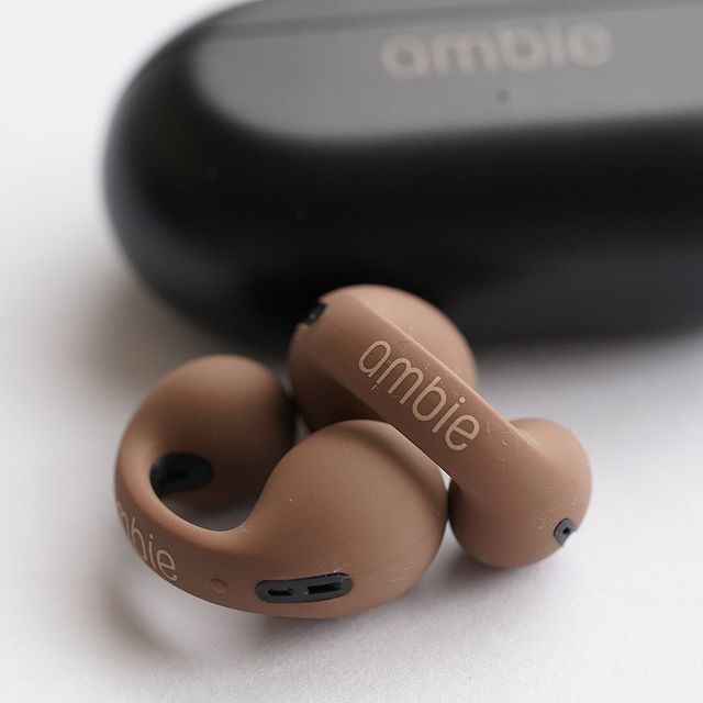 Ambie Sound Earcuffs AM-TW01 Open-Ear Bluetooth Wireless Ambie Sound Earcuffs AM-TW01 Open-Ear Bluetooth Wireless