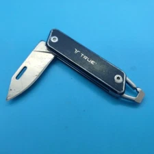 True Utility Modern Key Chain Knife Black Compact Clip Point Blade MK20D 724