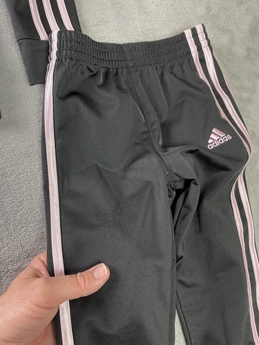 Adidas Kids' 4T Girls Core Tricot Tracksuit Black/PINK •pilling On Thigh, Elbows - Picture 5 of 14