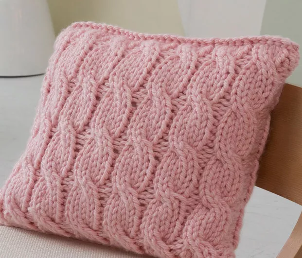 Chunky cushion cheap knitting pattern