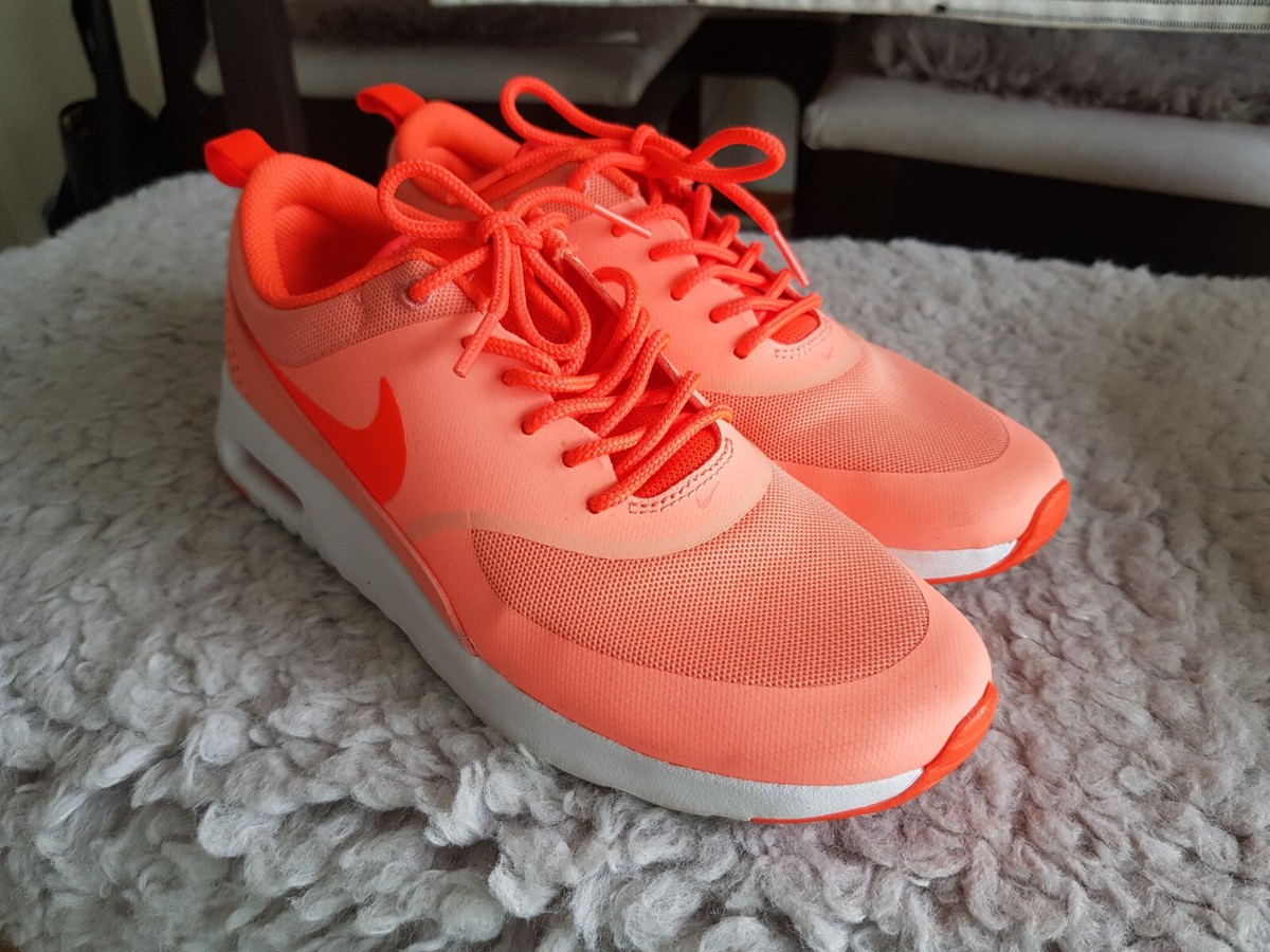 nike air max thea neon pink