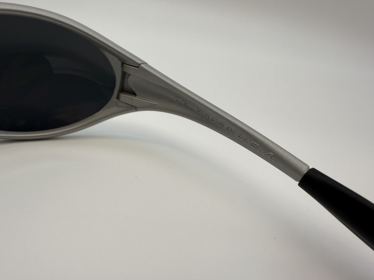 Oakley X KIth Eye Jacket Polarized Sunglasses Sliver Frame Black