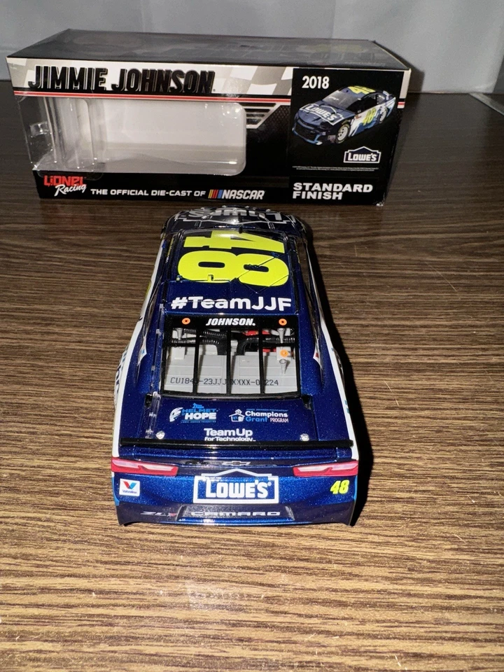Raro 2018 #48 Jimmie Johnson Lowe’s Foundation 1/24 NASCAR Diecast 1 de 361 Foto 4 de 4