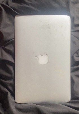 Apple MacBook