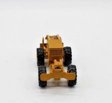 Dumper CATERPILLAR 621 – NZG N°132 – Échelle 1:50 – Neuf Sous Boîte
