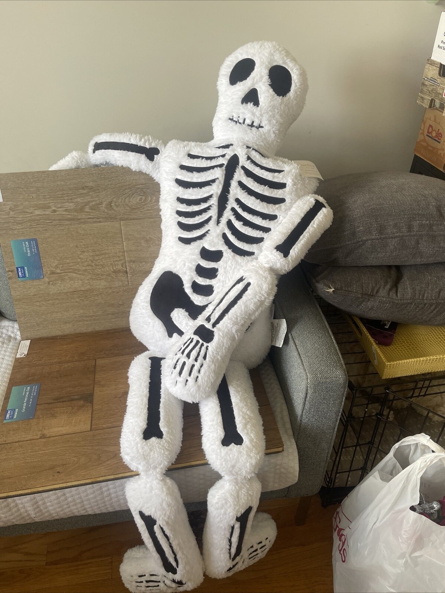 5ft Skeleton Halloween Pillow Isaac Mizrahi NEW Viral HTF