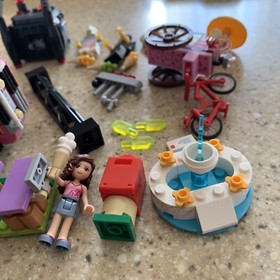 LEGO Movie 70804 Ice Cream Machine incomplete & 41030 Lego Friends incomplete c1