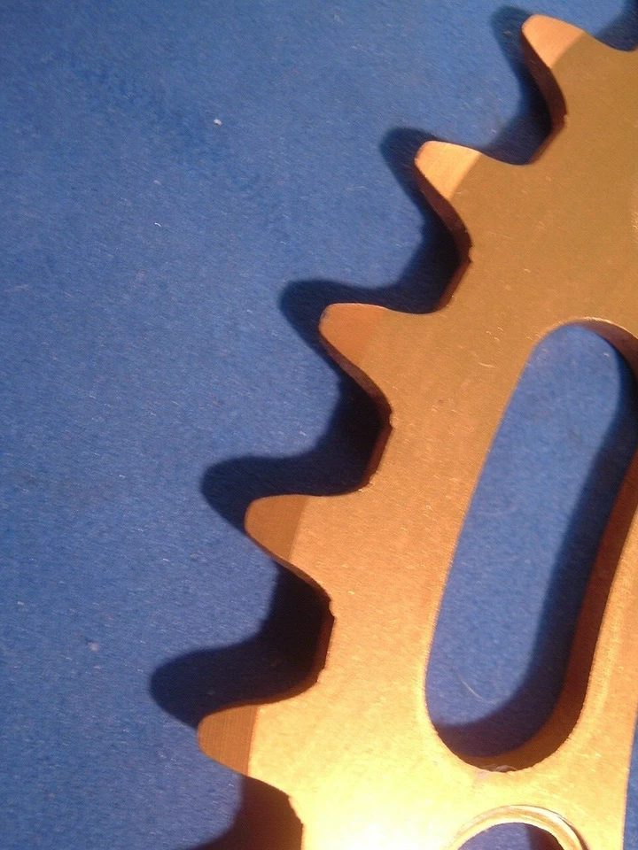 Shimano BMX / SS 41Tx130BCD Gold Chainring-NEW / NOS Vintage 1983- W-Cut Teeth - Image 2 of 4