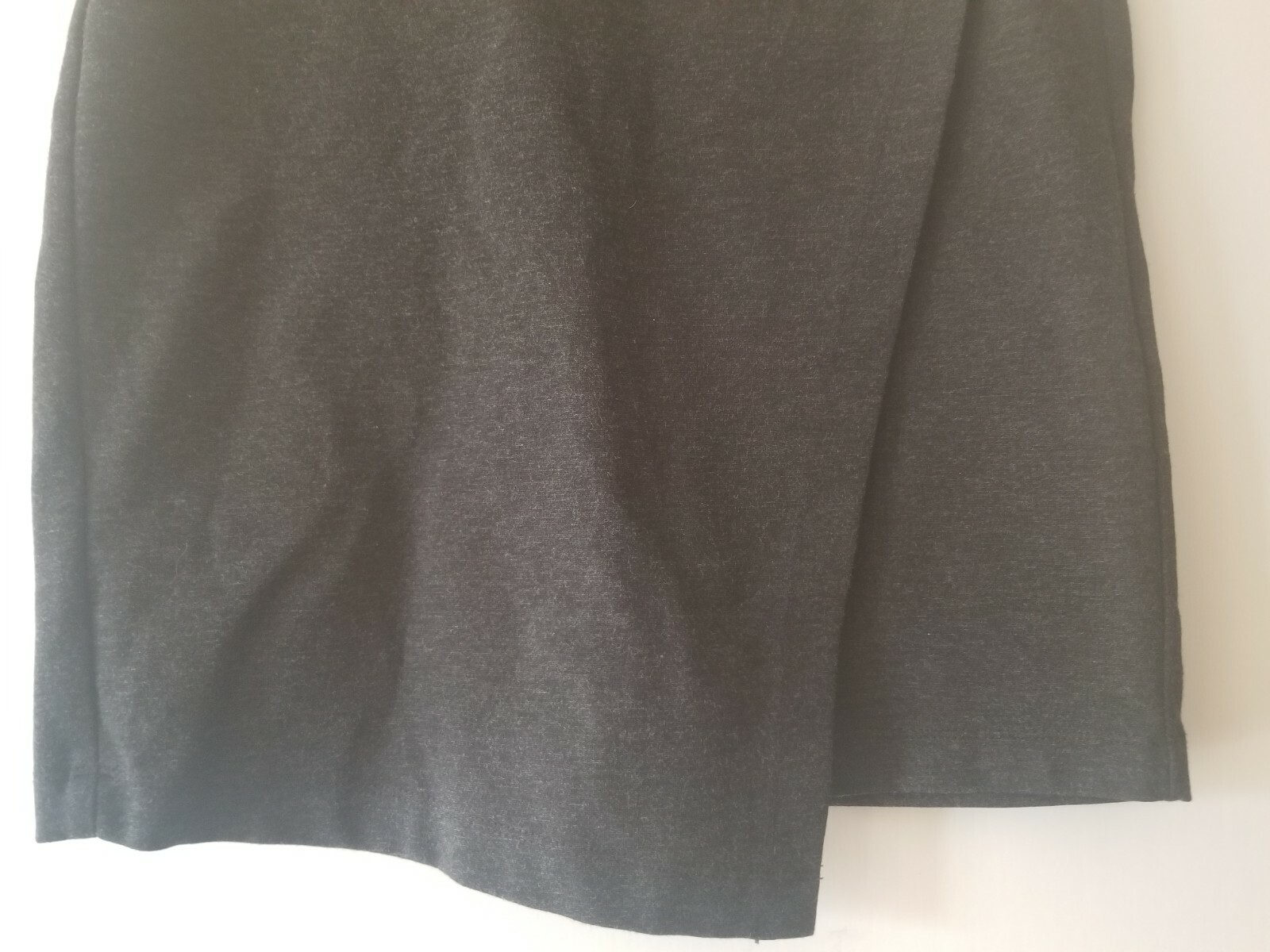 CAbi Basic Solid Gray Side Zip Above the Knee Wor… - image 3