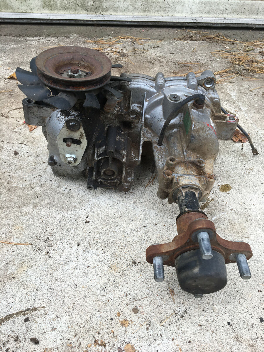 OEM Hydro-Gear LH Transmission Transaxle ZC-DUBB-3DRA-2PPX OEM Hydro-Gear LH Transmission Transaxle ZC-DUBB-3DRA-2PPX
