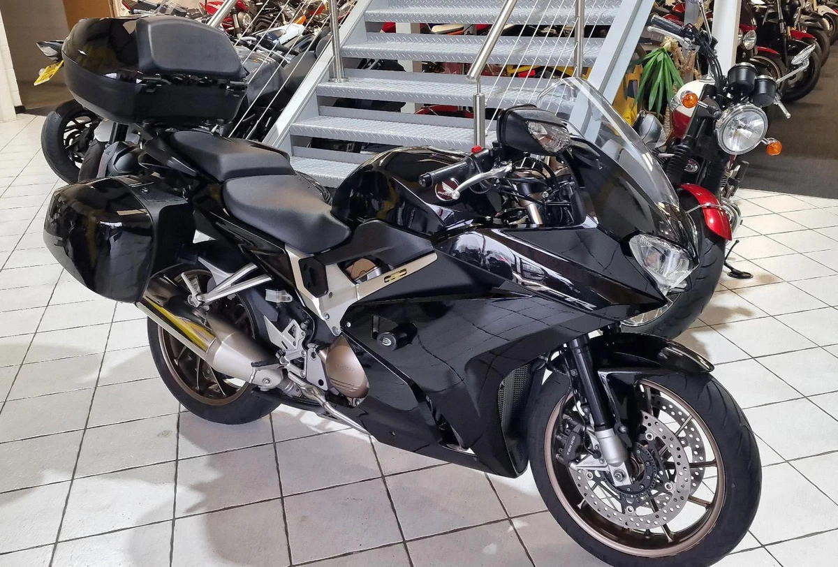 Vfr 800 2016 deals