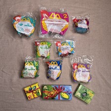 1998 Disneys A Bugs Life Movie McDonald s Happy Meal Toys Set Of 8 Plus Cliptock