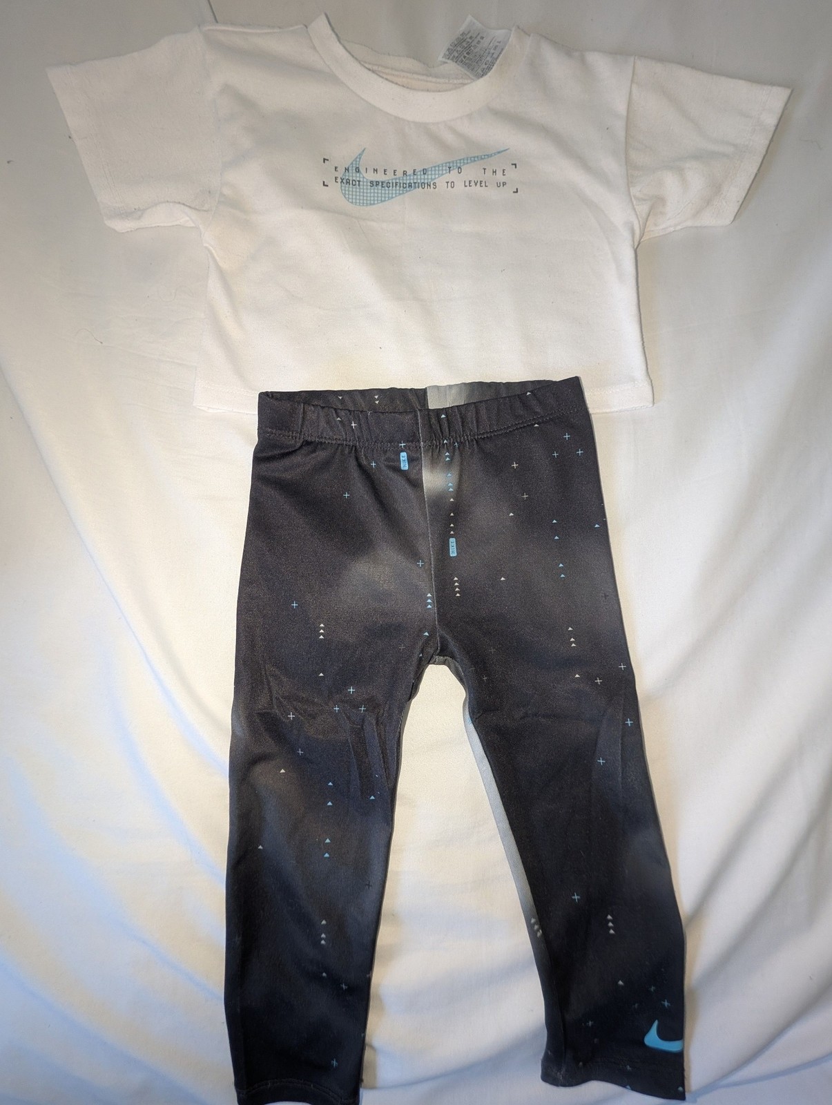 Nike White & Black Kids' Crop T-Shirt & Leggings set