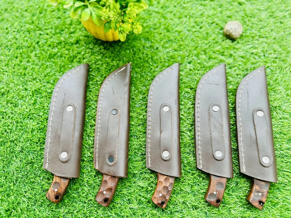 lote de 5 cuchillos desolladores damasco con mango de palo de rosa y paquete de cuero Foto 4 de 4