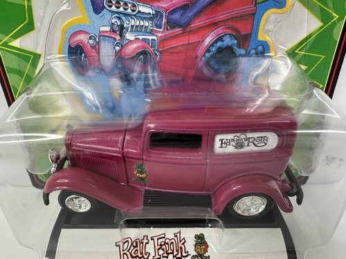 Vintage 2000 Racing Champions Rat Fink 1932 Ford Sedan Delivery Purple HTF - Picture 3 of 3