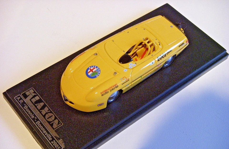 Alfa Romeo "Bonnie" Bonneville 2005 Scala 1:43 Modellino Auto - BUILDING KIT - Immagine 4 di 4