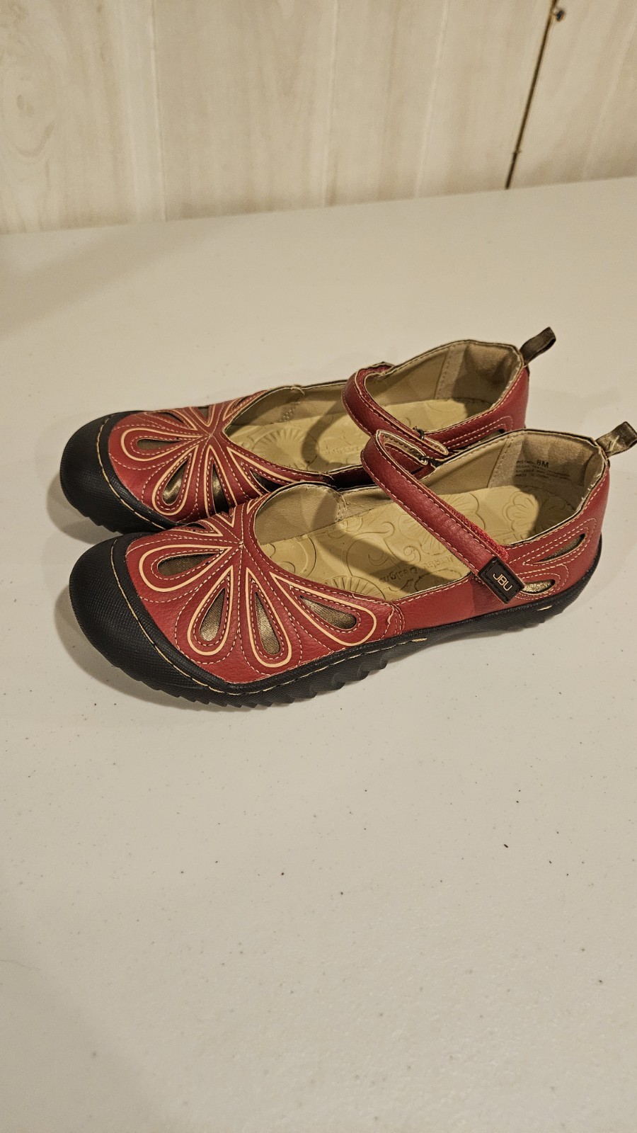 JBU Jambu Wildflower Mary Jane Shoes SZ 8 Red Memory Foam Sandals Comfort (BL)
