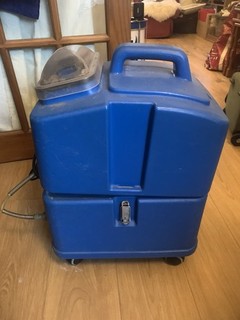 Professional Carpet Cleaning Machine
