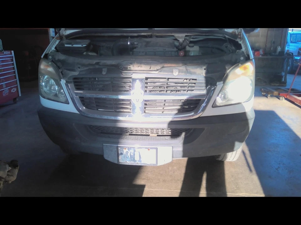 Compresor de aire acondicionado usado para: Dodge Sprinter 2500 2008 3,0 L diésel sin servicio pesado re Foto 4 de 4