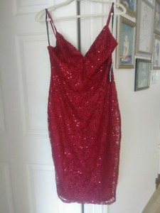 red lace bodycon midi dress