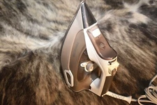 Rowenta DW9155 Pro Master Auto Shut Off Steam Iron DW 9155