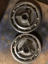 1965 IMPALA SS SPINNER HUBCAPS CHEVY II 14 INCH SS