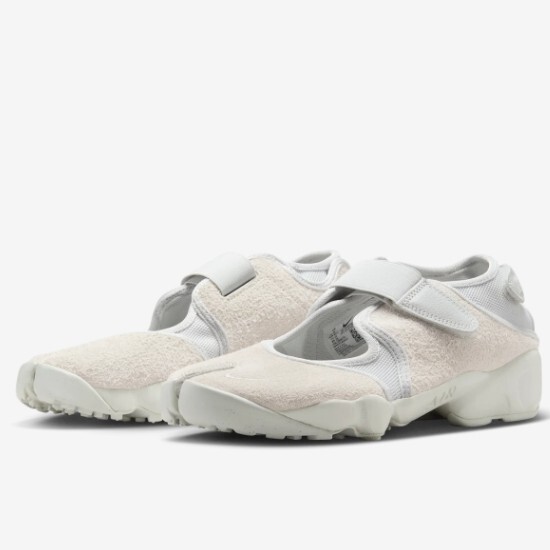 ★Nike★ AIR RIFT ナイキ エアリフト Photon Dust HQ1474-001 Nike Women's Air Rift 'Photon Dust' (HQ1474-001