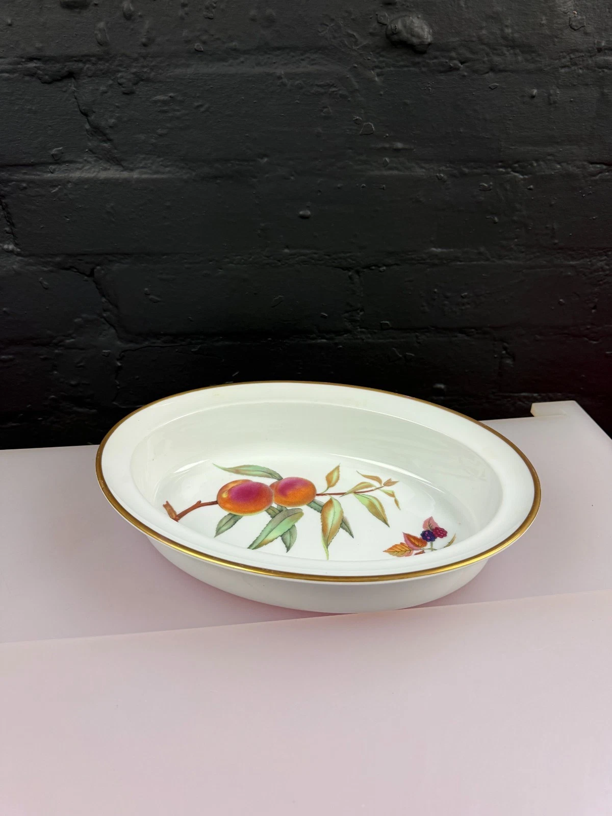 Royal Worcester Evesham Gold Rimmed Oval Pie Vegetable Serving Dish 11.5" x 8.25