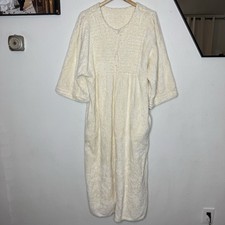Herbcraft Cream Chenille Robe House Coat Half Zip Women s Medium Loungewear