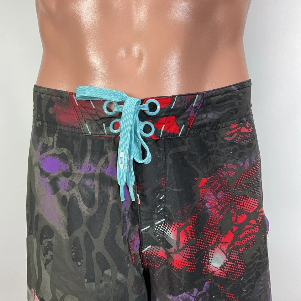 Pantalones Cortos Oakley Para Hombre 36 De Colección Y2K X-Long Frogyle Azul Rojo Púrpura Raro Foto 3 de 4