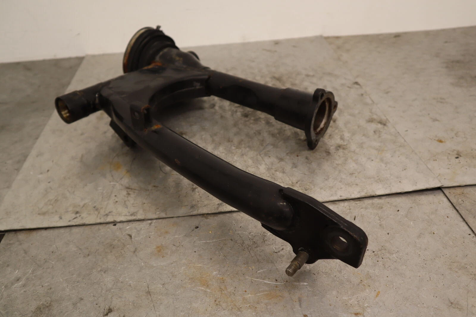1979 SUZUKI GS850G OEM REAR SWINGARM SUSPENSION ARM