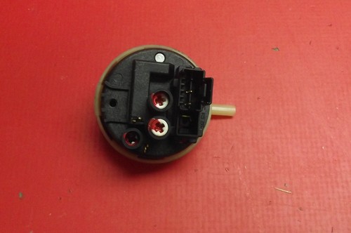 Waschmaschine HOTPOINT WML540 P UK R Druckschalter