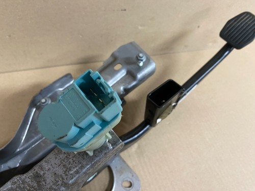 TRANSIT CONNECT 1.5 DIESEL BRAKE PEDAL ASSEMBLY AV61-2467-CG 2013-2023 C3220 - Picture 7 of 14