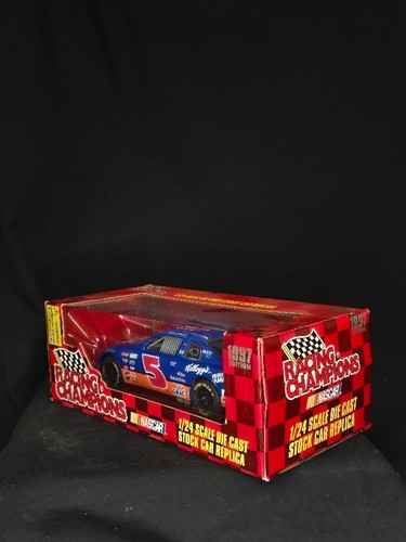 Terry Labonte #5 Kelloggs Frosted Flakes 1997 1:24 Racing Champions. Nascar Cup - Picture 2 of 4