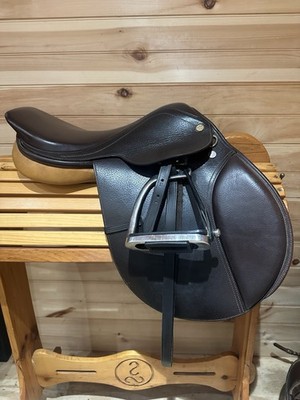 16  Beval Princeton Youth Close Contact Jumping Saddle