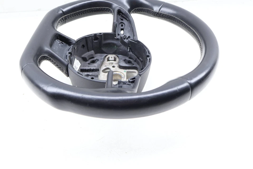 AUDI S6 2016-2017 - Volante deportivo de cuero de 3 radios (fondo plano) Foto 4 de 4