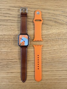 Hermes Apple Watch Series 6, 40mm Stainless Steel 75% Battery