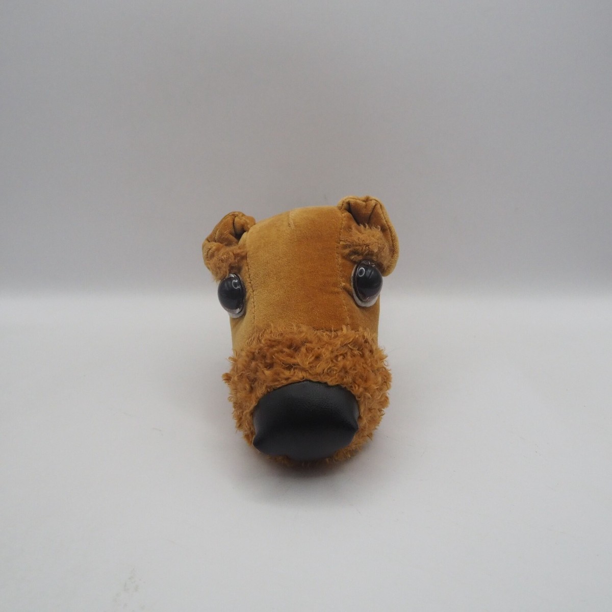 The Dog C2607 Artist International Plush 5