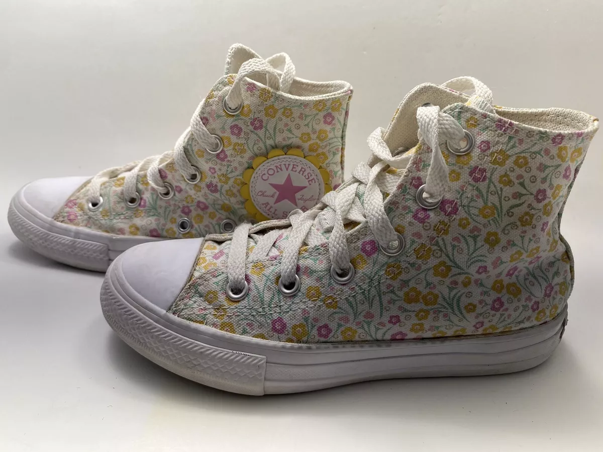 Converse high tops best sale flowers